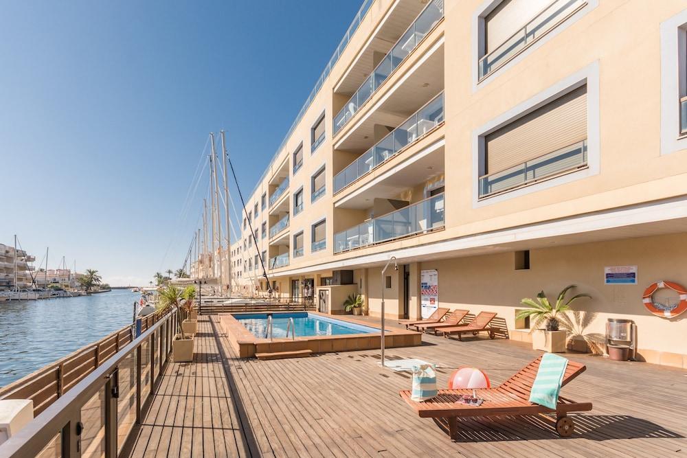 Pierre & Vacances Empuriabrava Exteriör bild