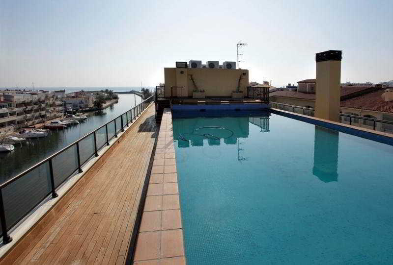 Pierre & Vacances Empuriabrava Exteriör bild