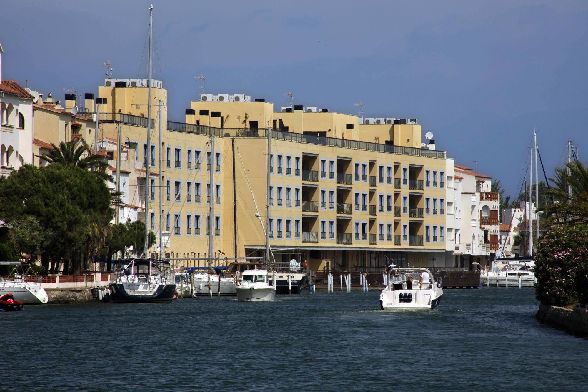 Pierre & Vacances Empuriabrava Exteriör bild